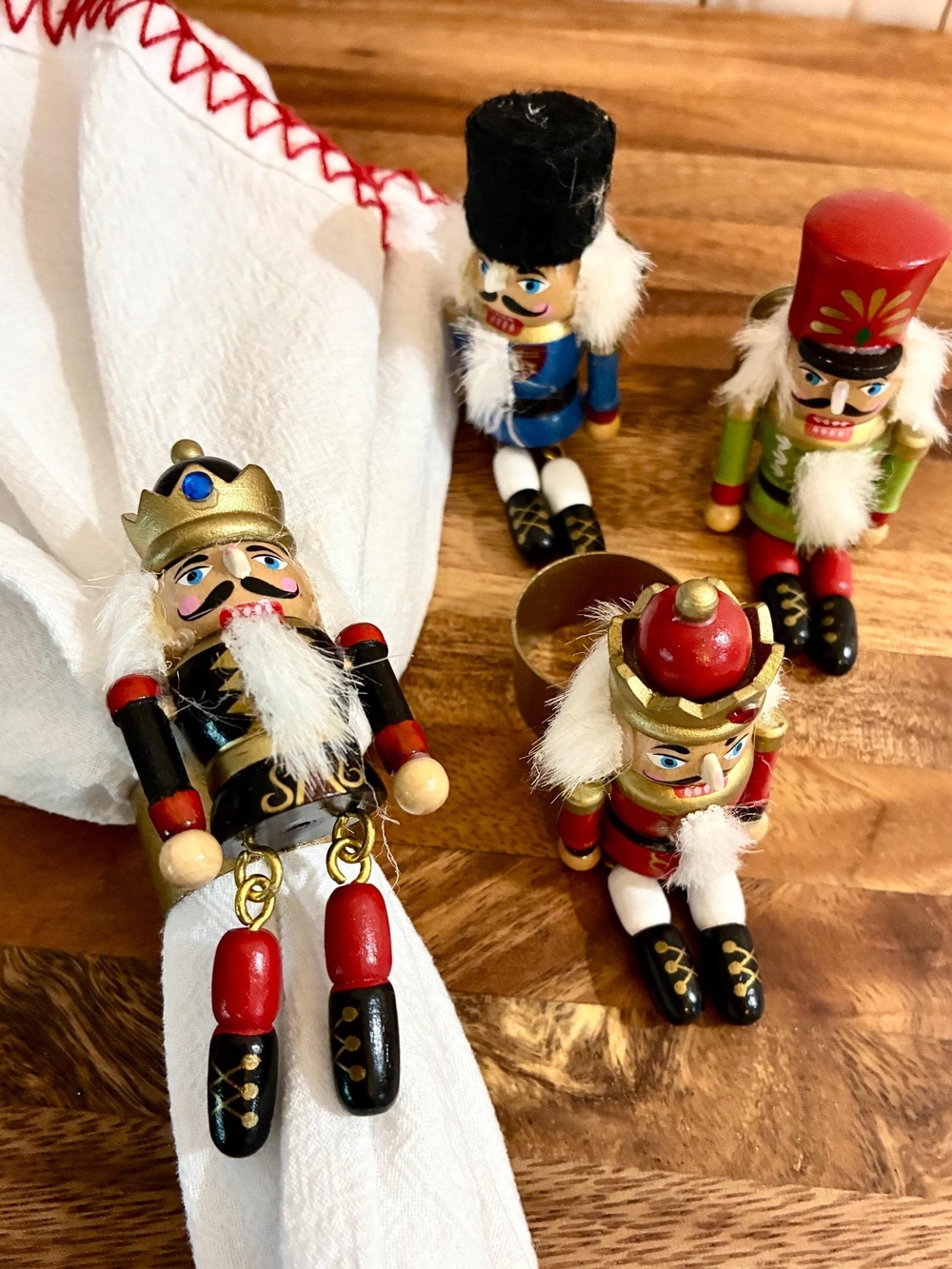 Wood Nutcracker Napkin Ring Holders Holiday Set of 4 Un-used ~World Market~